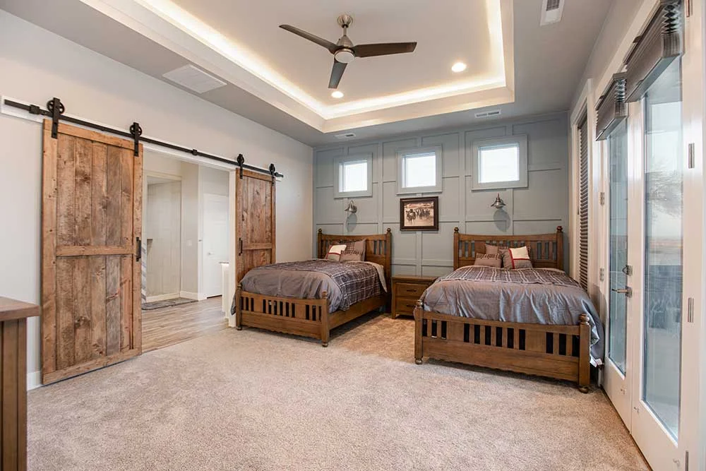 interior14 eagle creek twin bed